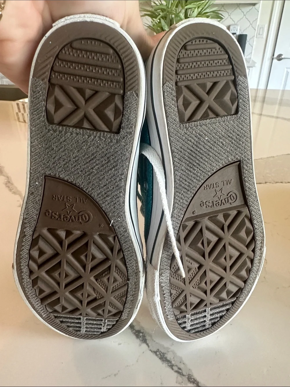 Converse Kids Low Top Sneakers in Teal Metallic